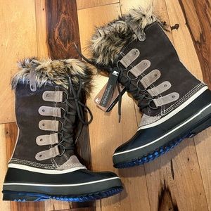 Sorel waterproof snow boots with fur new with tags Charcoal Grey size 9